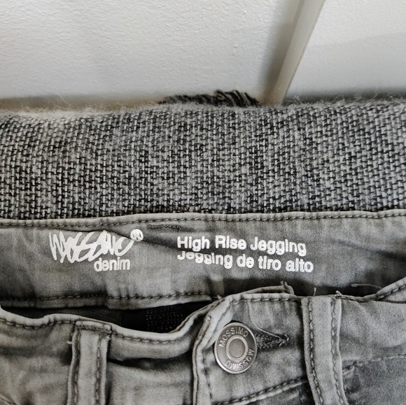 Mossimo High Rise Jegging - 26 - Picture 3 of 9